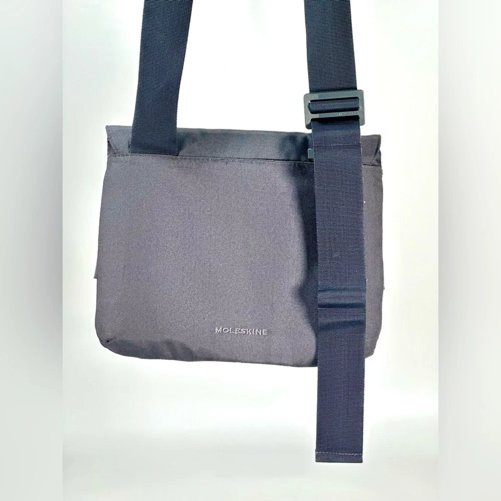 Moleskine Black Messenger/Shoulder Bag-Unisex